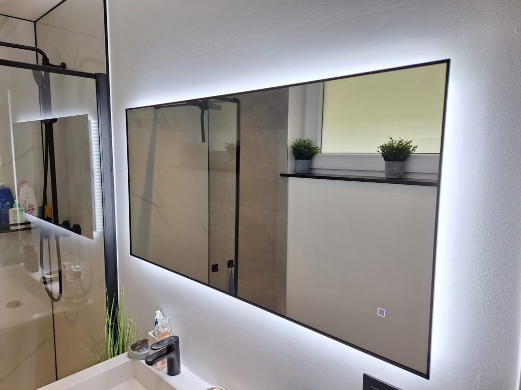 Badkamerspiegel Sorento 120x60 koud licht