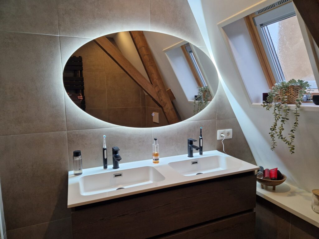 megagoods - Badkamerspiegel Rondo 120×70 impressie 2511 (1)