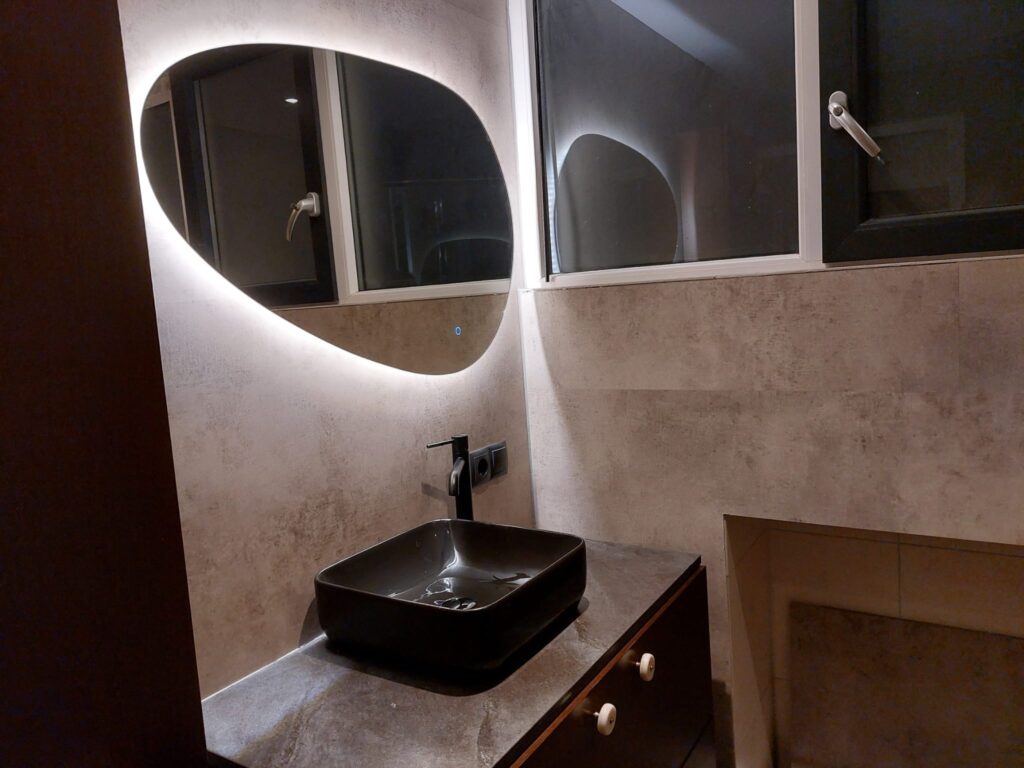 Badkamerspiegel Venus 90x60 impressie 2111 (4)