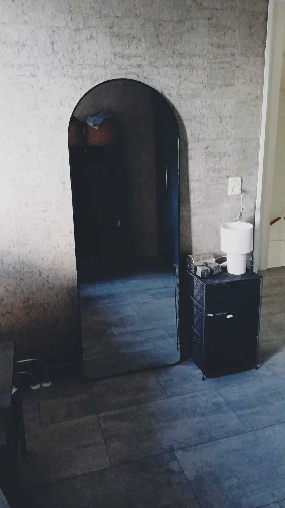 Passpiegel Luxora zwart sfeer impressie