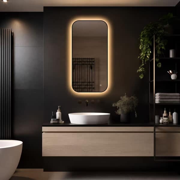 Badkamerspiegel Monaco 50×100, met zwarte lijst detail 3000k
