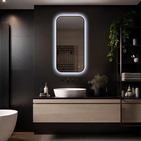 Badkamerspiegel Monaco 50×100, met zwarte lijst detail 6000k